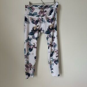 Alive Magnetics Floral Watercolor Yoga Leggings - Women’s - Large